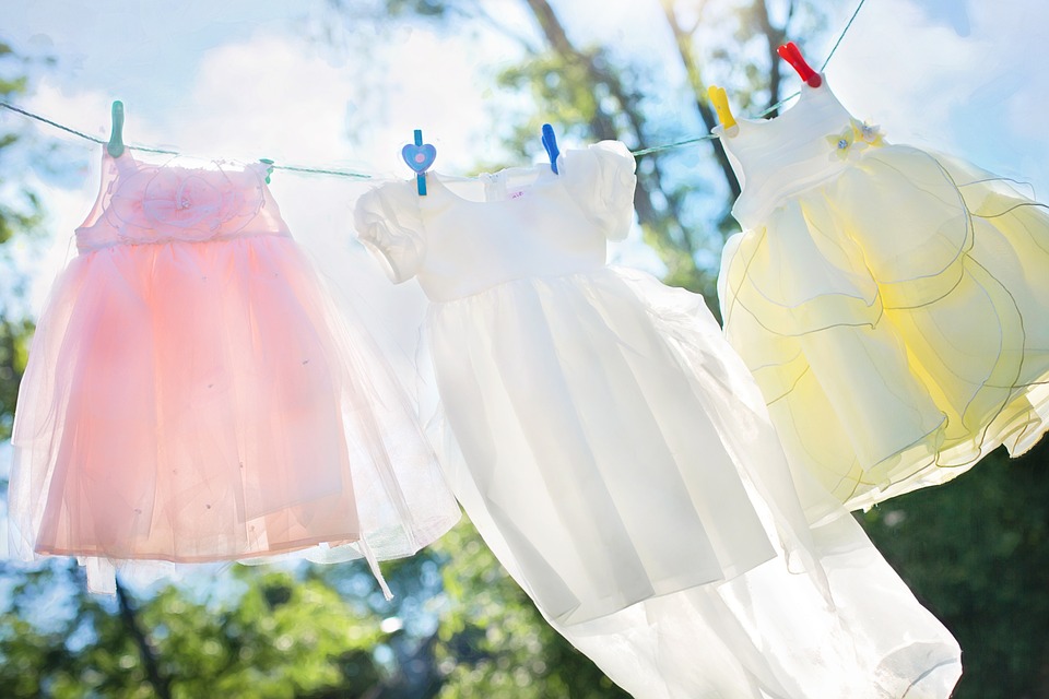 Laundry Little Girl Dresses Clothesline Hang