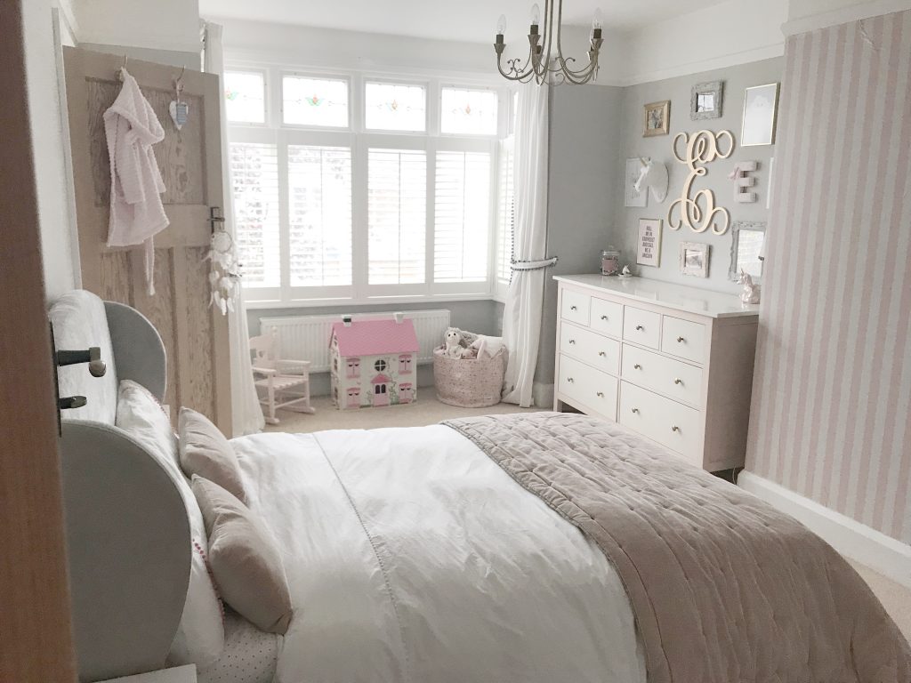 Home Tour Friday – Elsa’s Room – The Home That Made Me